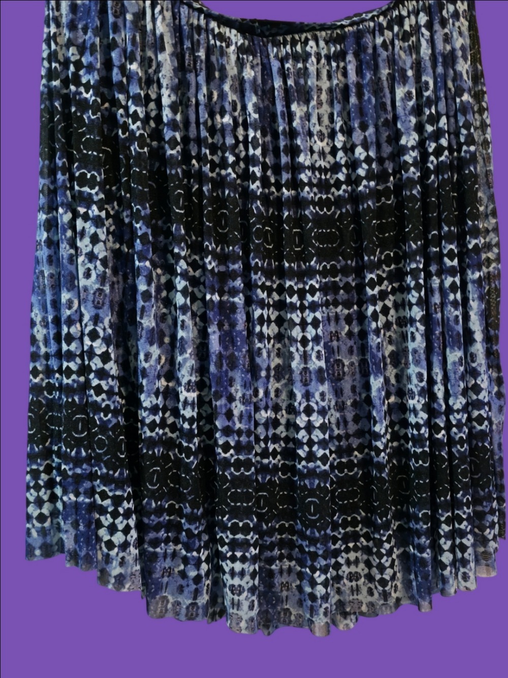 4/$67 Deal! Spense Blue and Black Pleated Midi Skirt